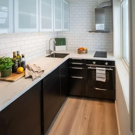 Ultra Flat With Balcony Apartament *