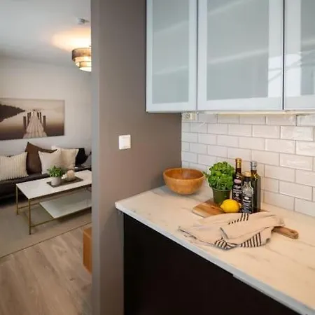 Ultra Flat With Balcony Apartment Bergen