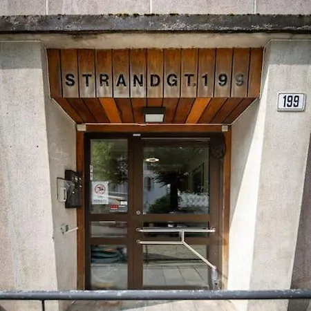 Ultra Flat With Balcony شقة *